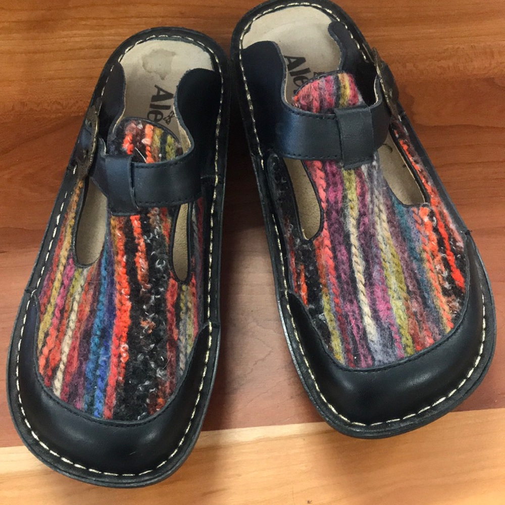Alegria slip on clog